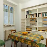 Vatican Apartment Rom
